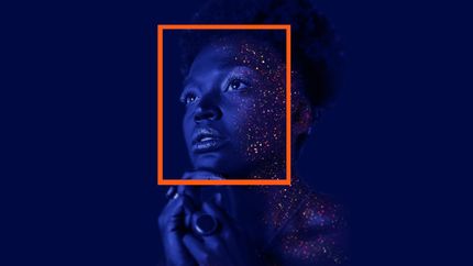 L'expérience interractive et personnalisée "How Normal Am I" vous propose d'allumer votre caméra et de répondre à un certain nombre de questions pour vous comparer au reste de l'humanité. L'expérience interractive et personnalisée "How Normal Am I" vous propose d'allumer votre caméra et de répondre à un certain nombre de questions pour vous comparer au reste de l'humanité.
